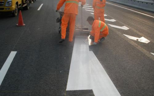 新城街道丙烯酸标线涂料